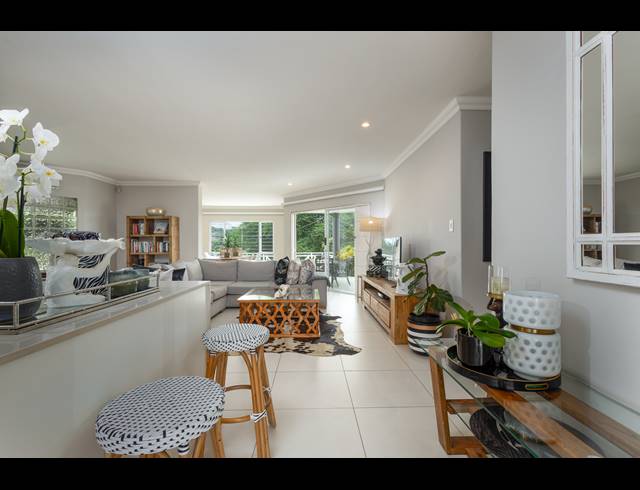 3 BEDROOM SIMPLEX FOR SALE IN LA LUCIA